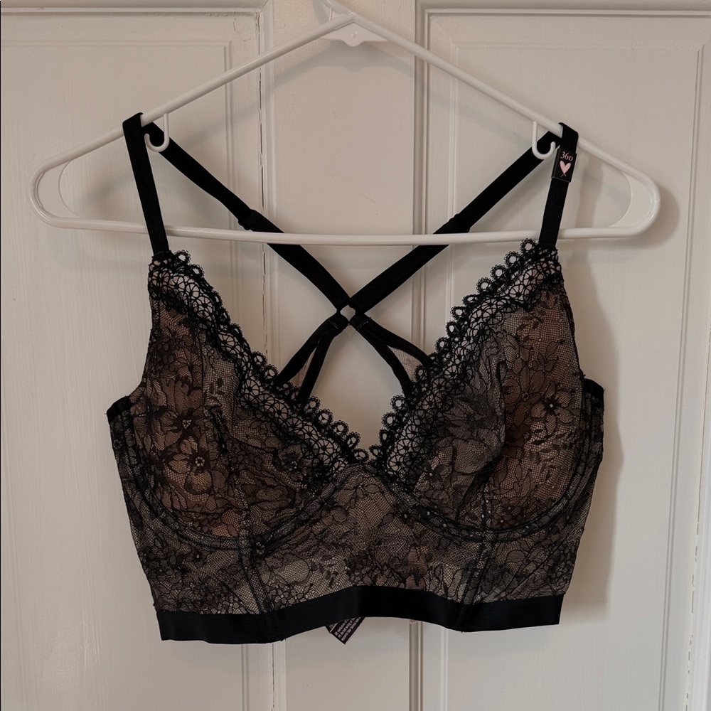 NWT Victoria's Secret Black Lace Bralette with Strappy Back